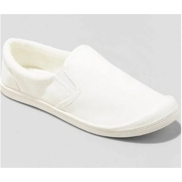 Mad Love Kasandra Womens Slip On Canvas Shoes Size 7 White NWT - Picture 1 of 3